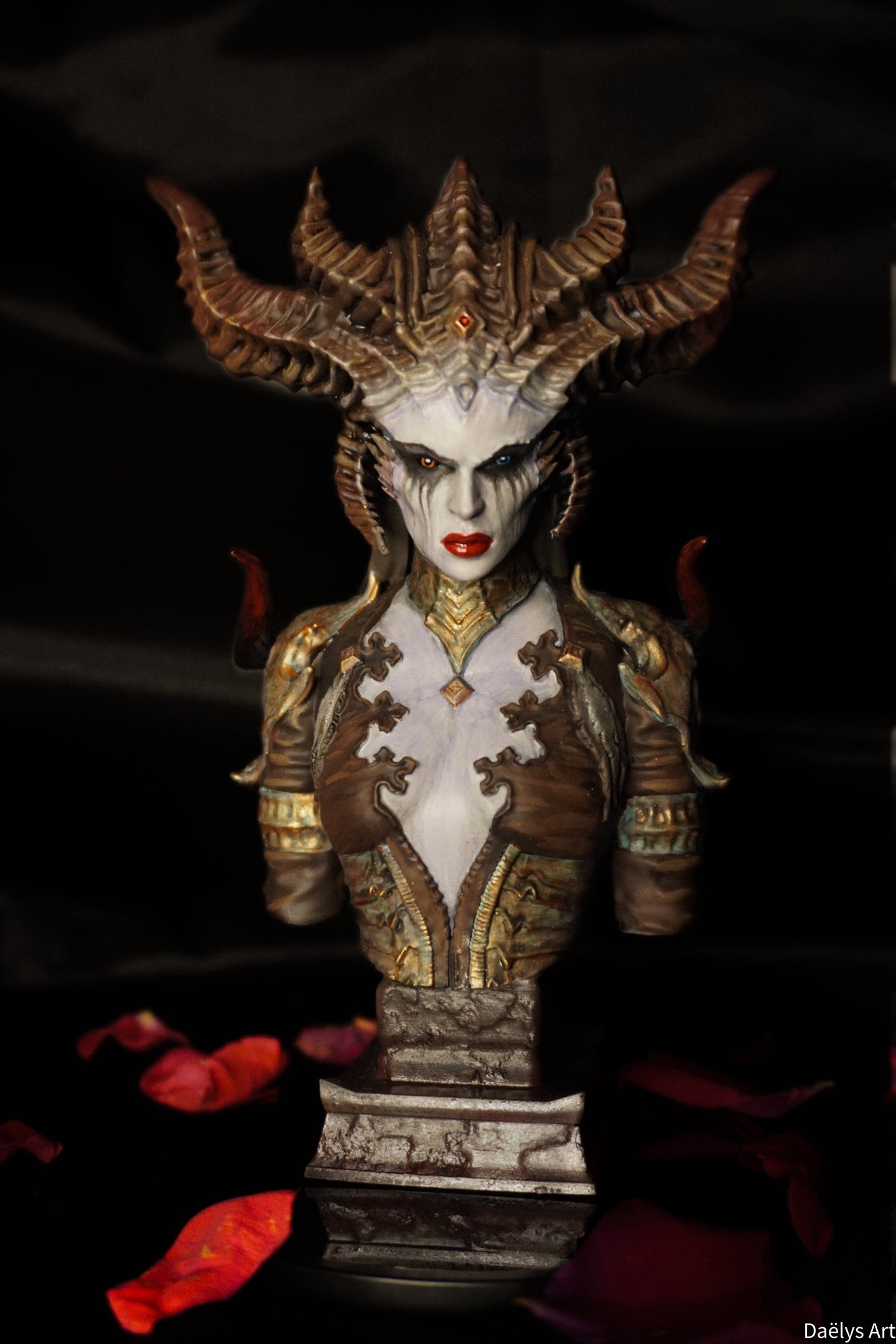 Lilith bust - Diablo - With or without painting