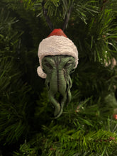 Charger l&#39;image dans la galerie, Décoration de Noël - Cthulhu
