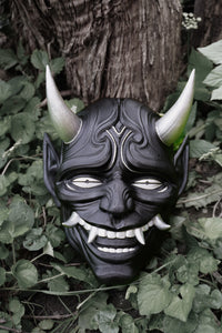 Masque Oni décoratif - Noir et argenté